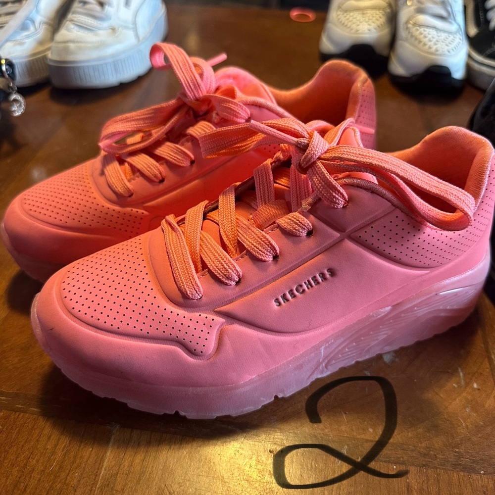 Skechers Pink Sneakers